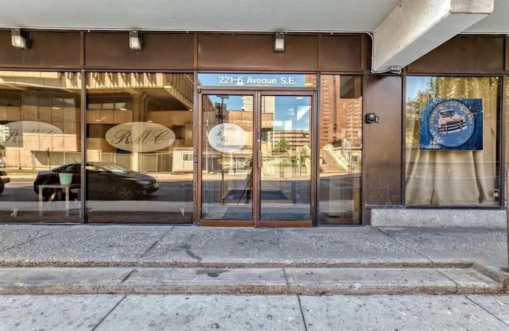 221 6 Avenue SE, #1101