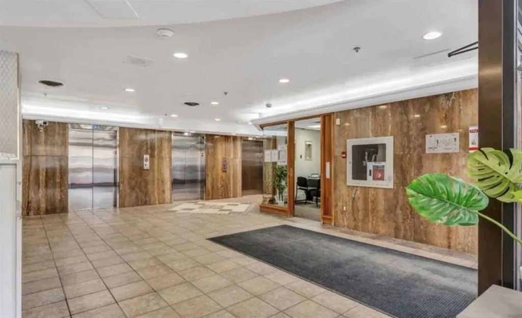 221 6 Avenue SE, #1101