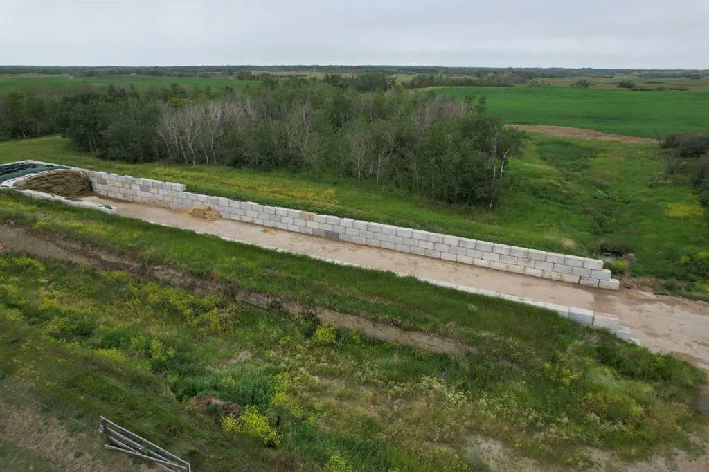 20076 Township Road 370