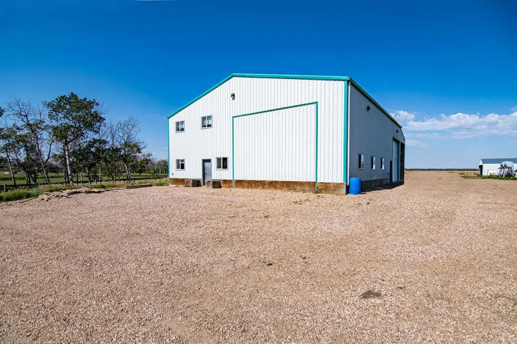 20076 Township Road 370