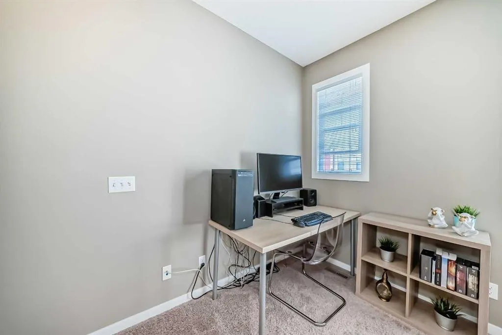 236 New Brighton Row SE