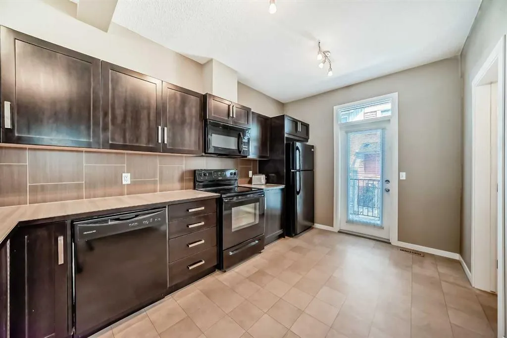 236 New Brighton Row SE