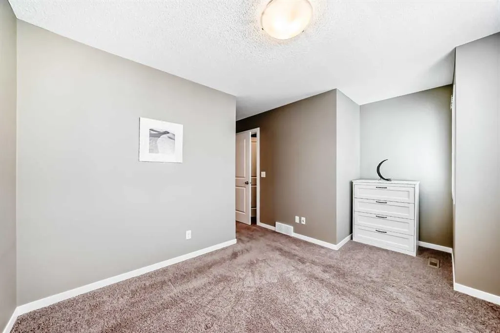 236 New Brighton Row SE