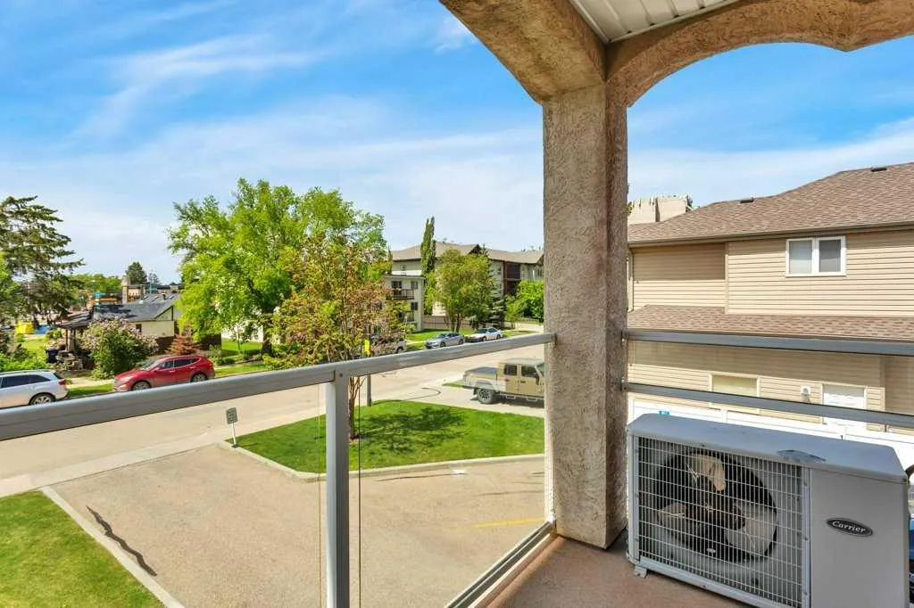 3501 49 Avenue, #205