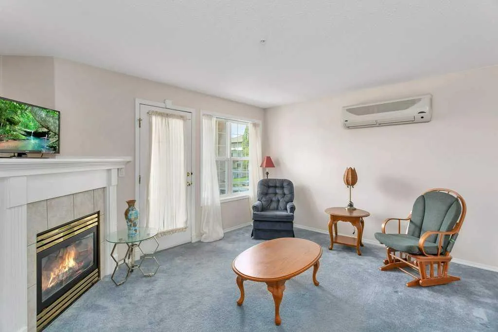 3501 49 Avenue, #205
