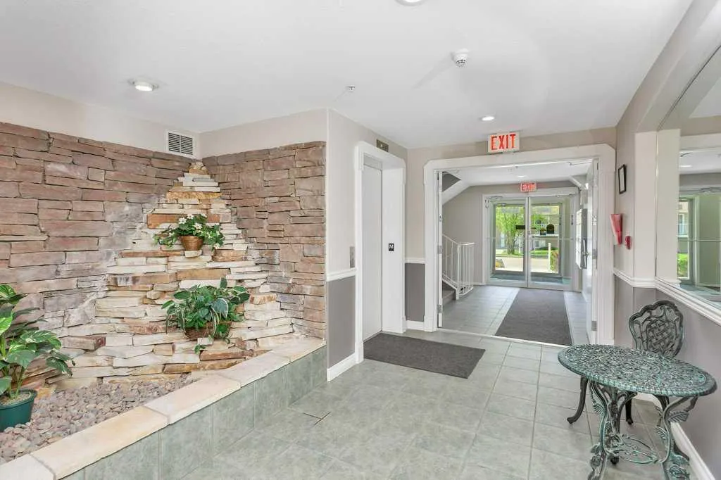 3501 49 Avenue, #205