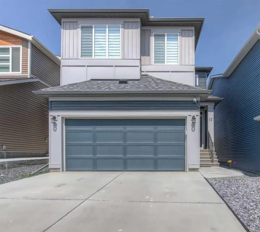 17 Calhoun Crescent NE