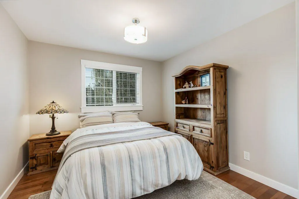 243 Country Hills Close NW