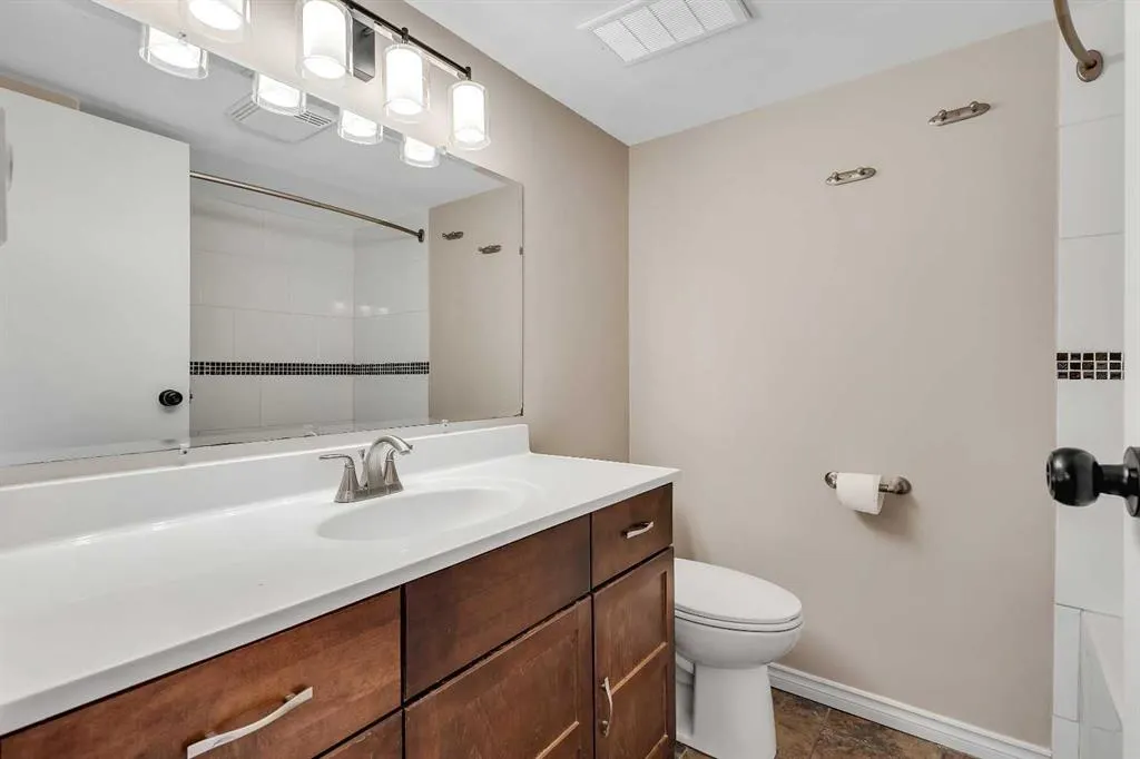 105 Fonda Court SE