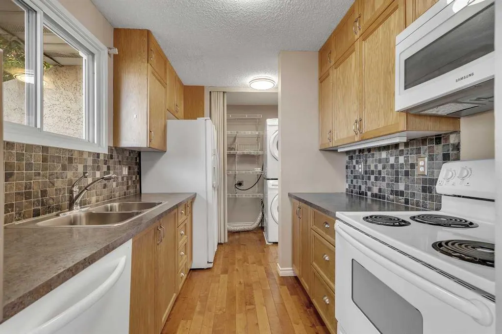 105 Fonda Court SE