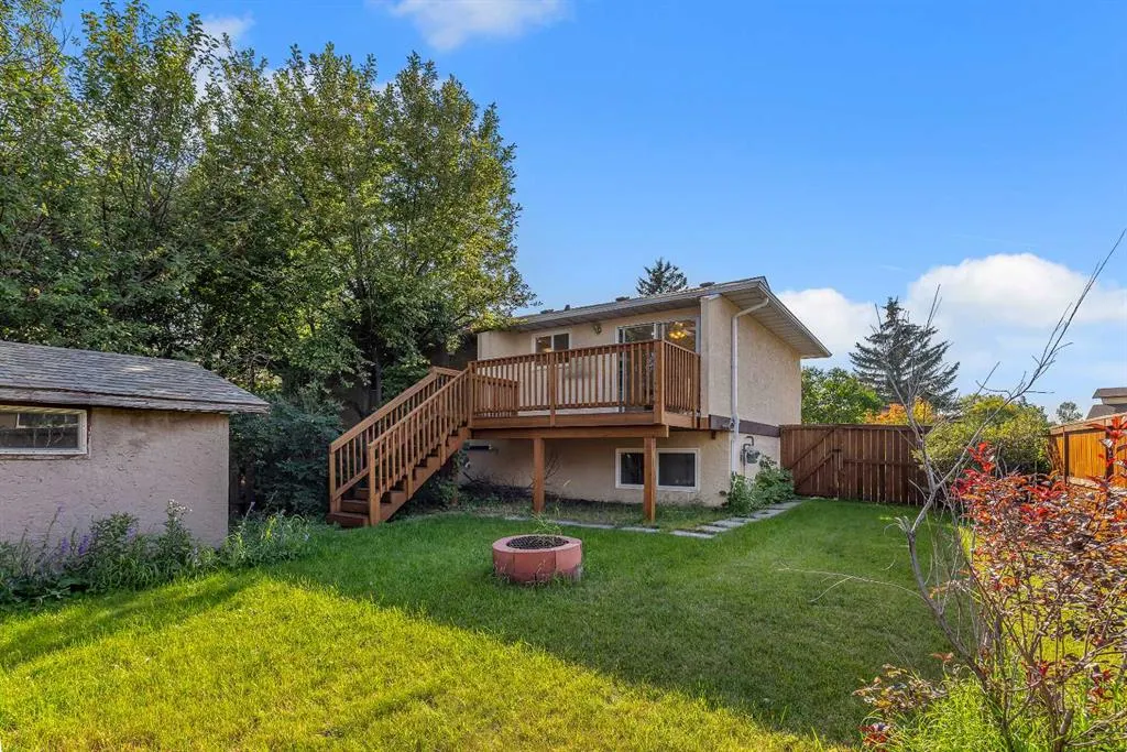 105 Fonda Court SE