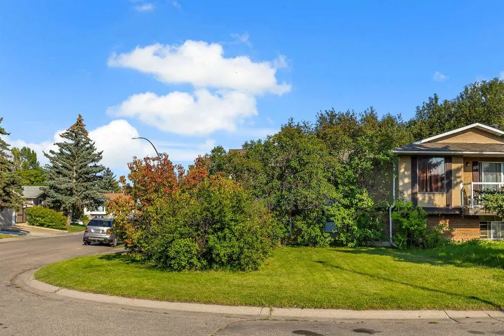 105 Fonda Court SE