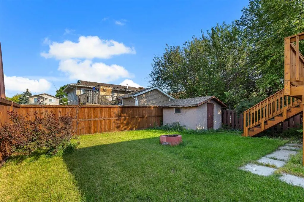 105 Fonda Court SE