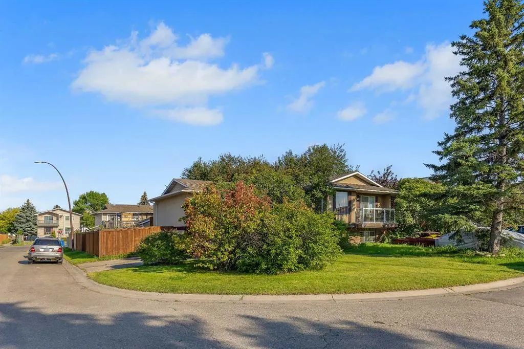 105 Fonda Court SE