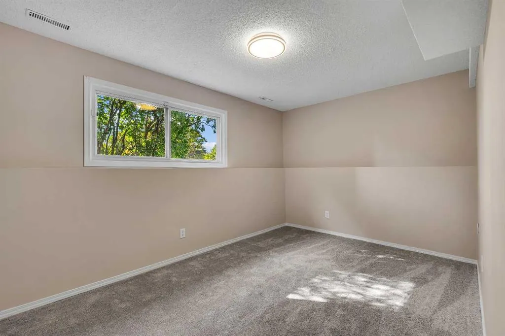 105 Fonda Court SE