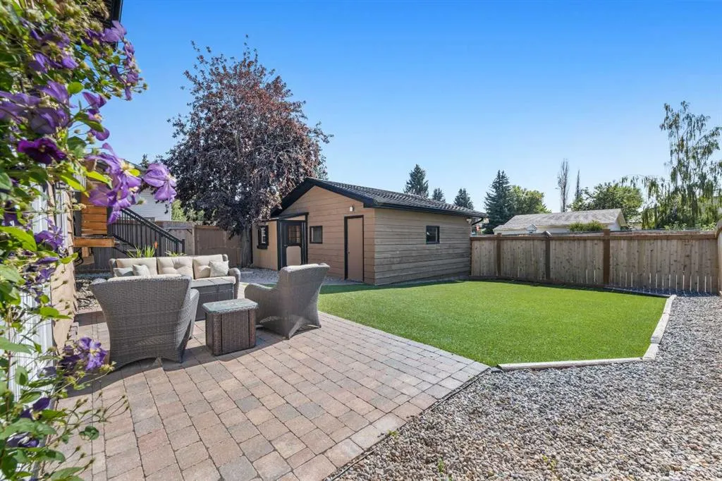 32 Woodbrook Close SW