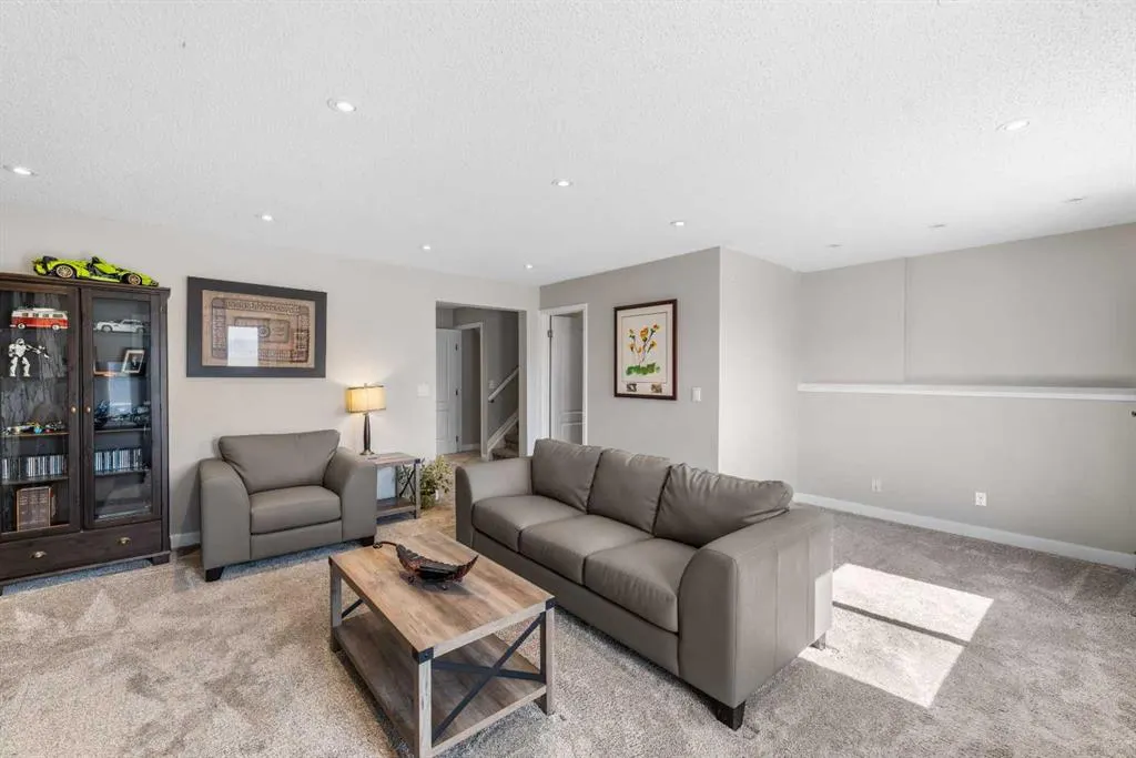 32 Woodbrook Close SW
