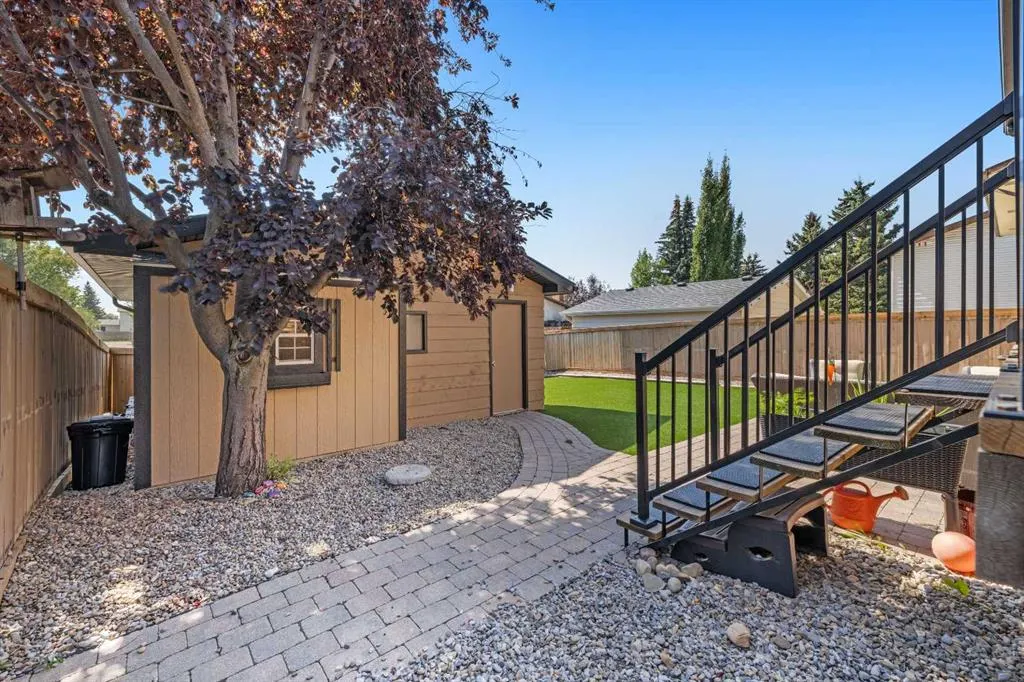 32 Woodbrook Close SW