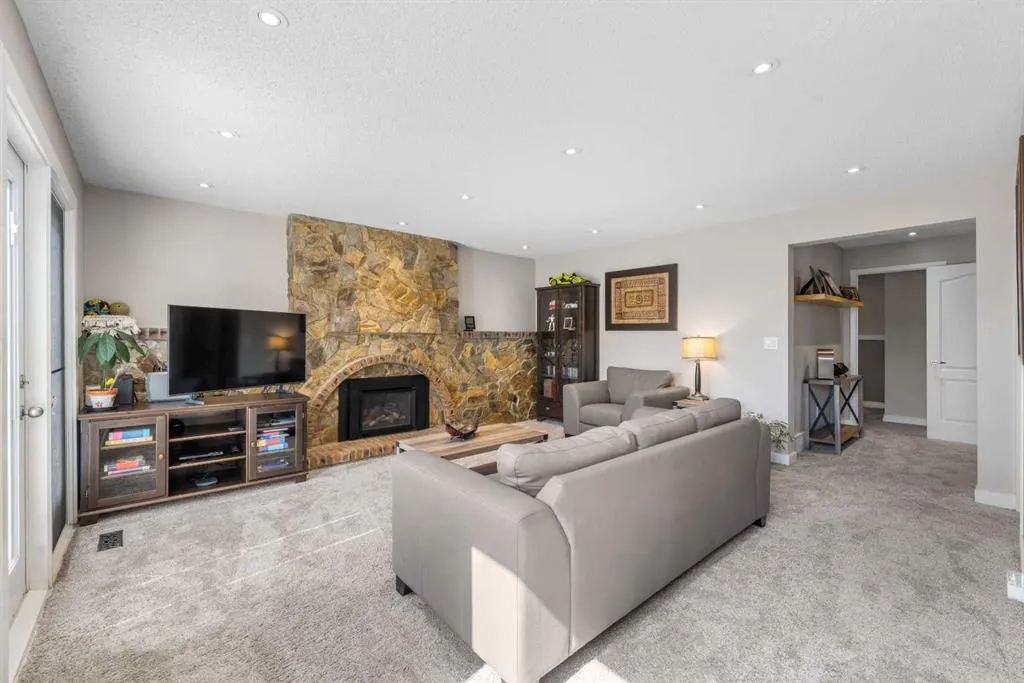 32 Woodbrook Close SW