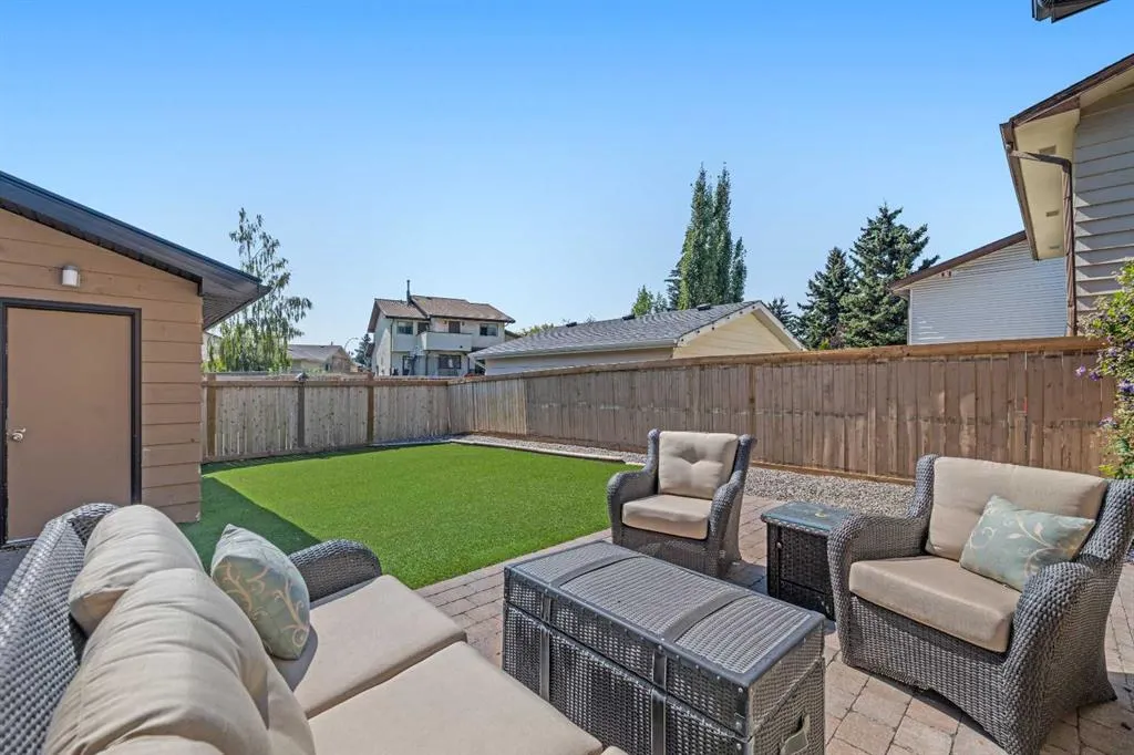 32 Woodbrook Close SW
