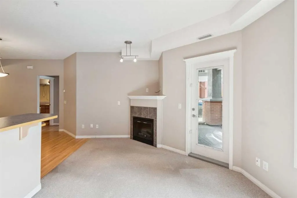 15 Everstone Drive SW, #108