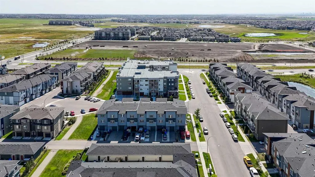 6 Skyview Close NE
