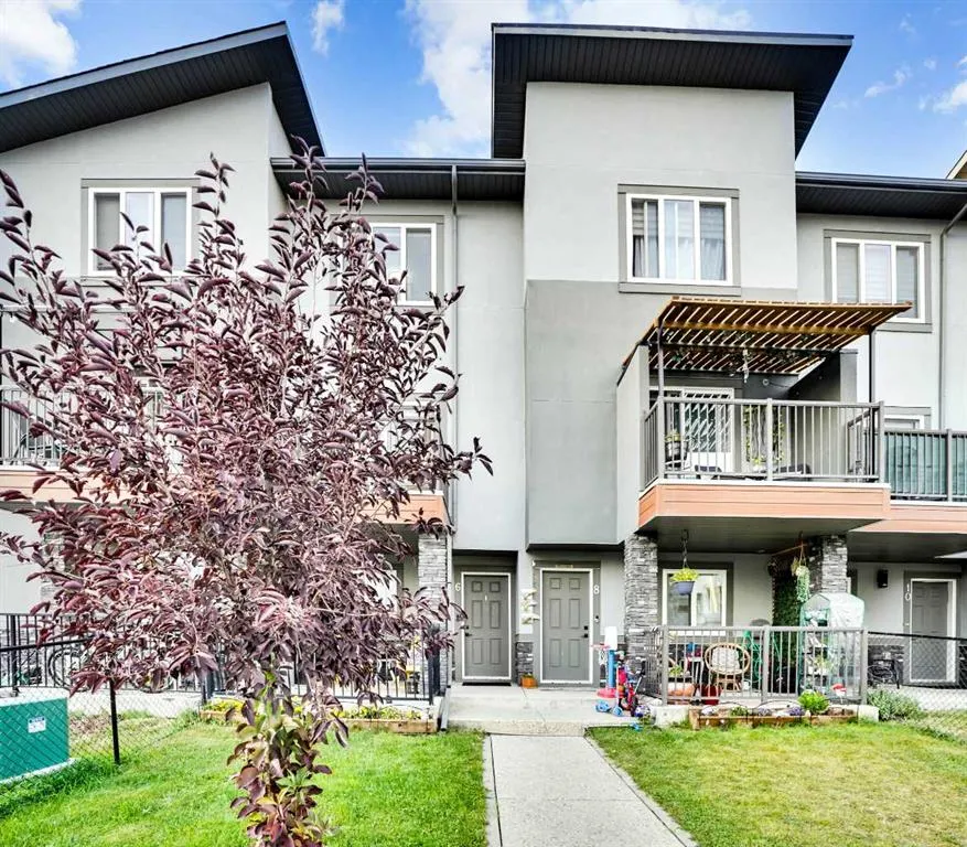 6 Skyview Close NE