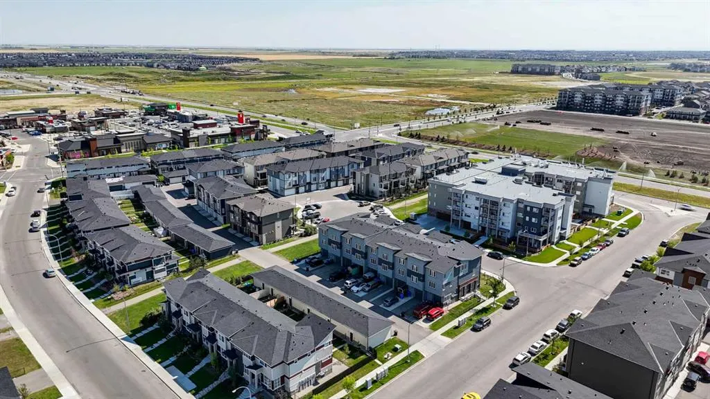 6 Skyview Close NE