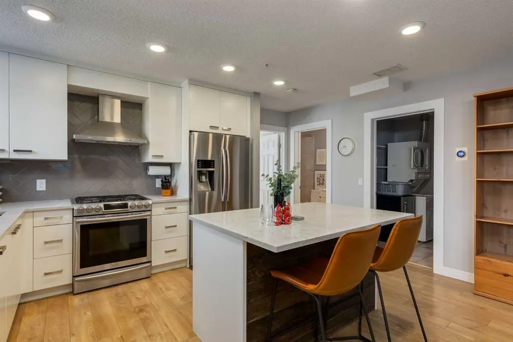 638 11 Avenue SW, #301