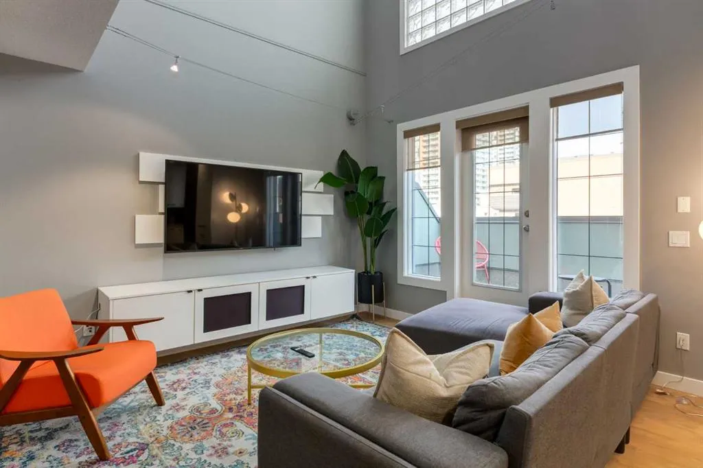 638 11 Avenue SW, #301