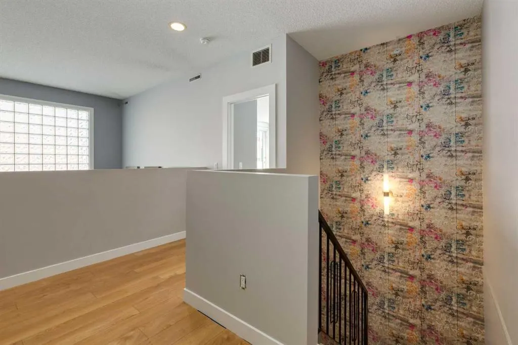 638 11 Avenue SW, #301