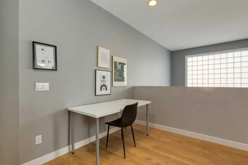 638 11 Avenue SW, #301