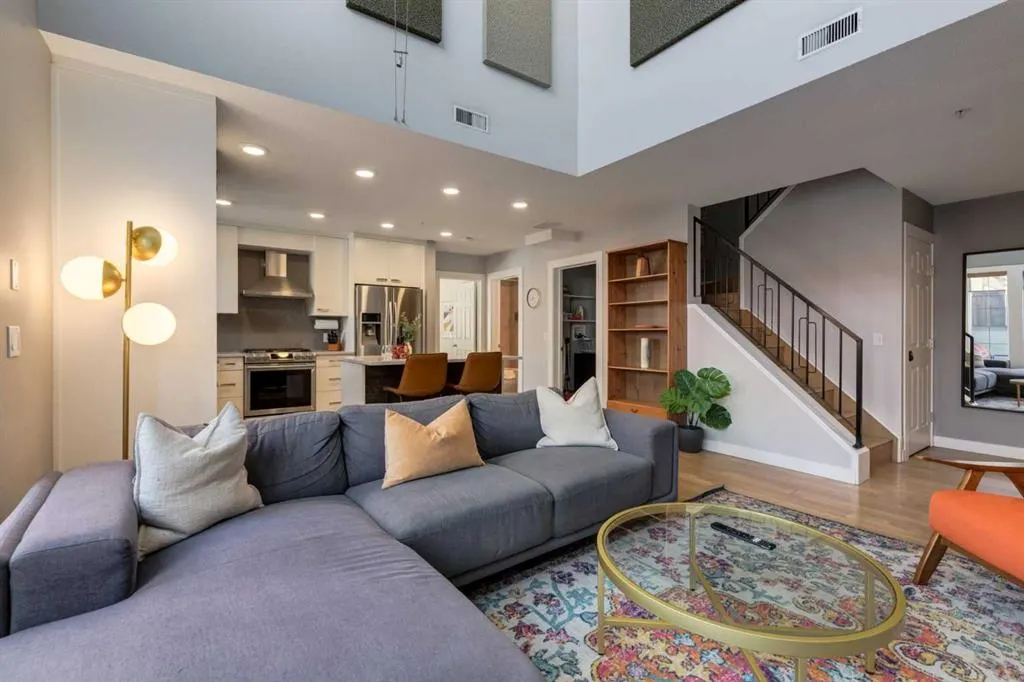 638 11 Avenue SW, #301