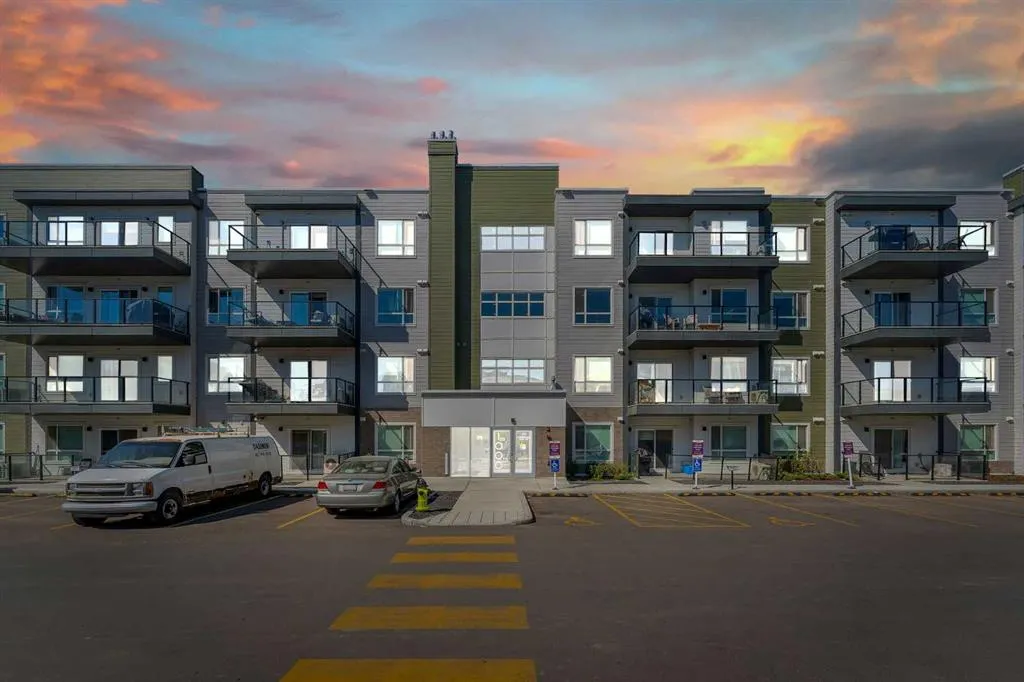 33 Carringham Gate NW, #1311