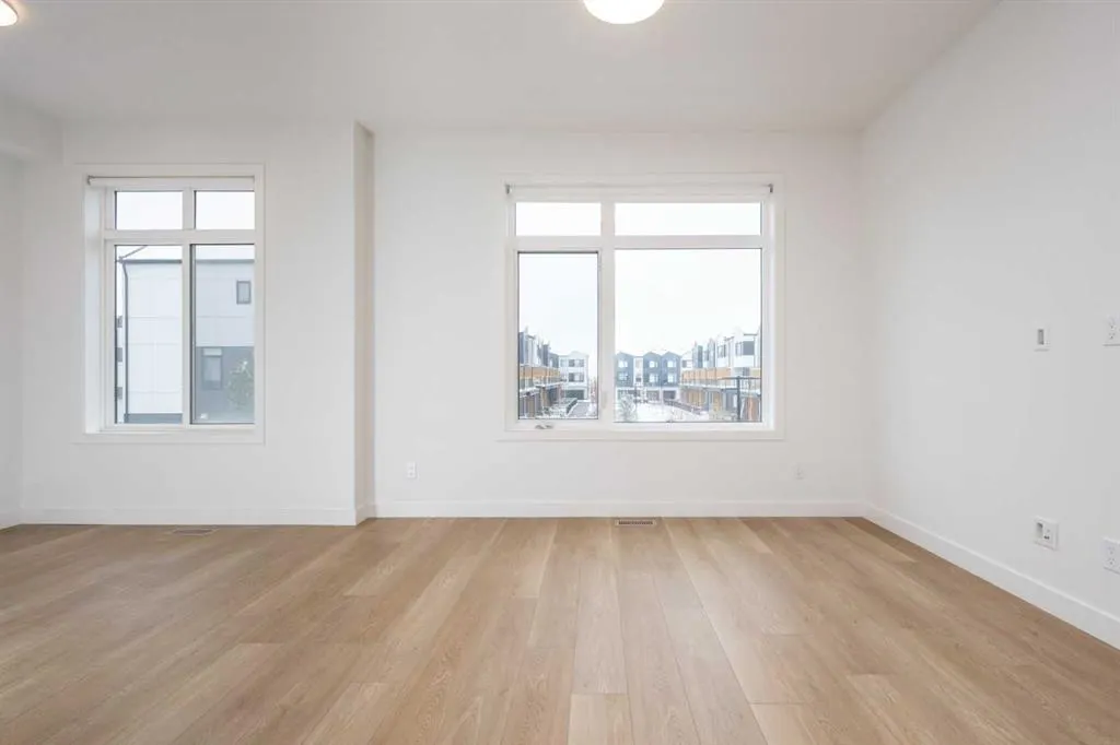 8535 19 Avenue SE, #412