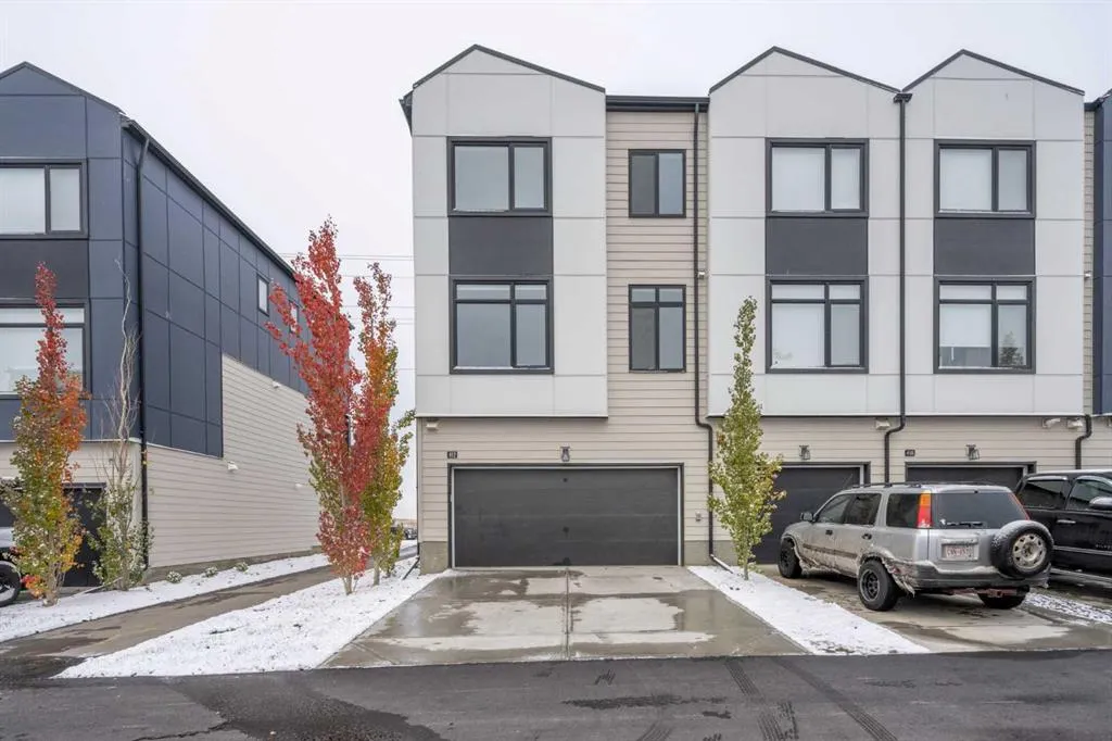 8535 19 Avenue SE, #412