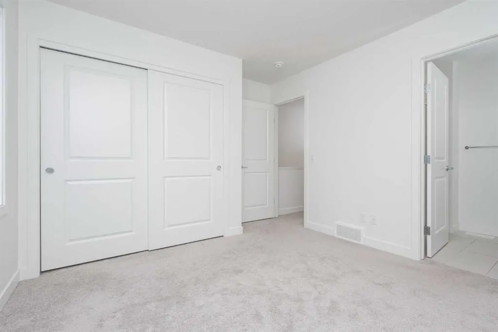 8535 19 Avenue SE, #412