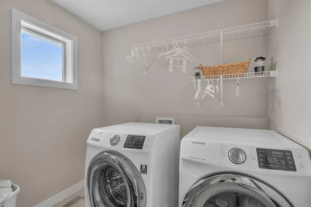 145 Walden Park SE