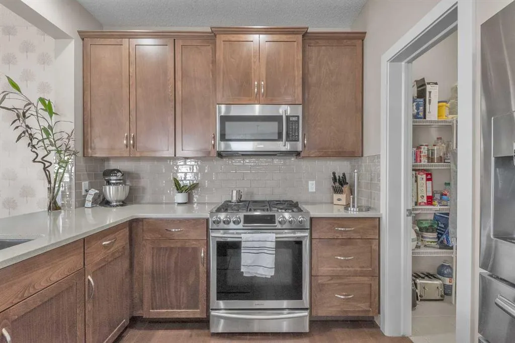 145 Walden Park SE