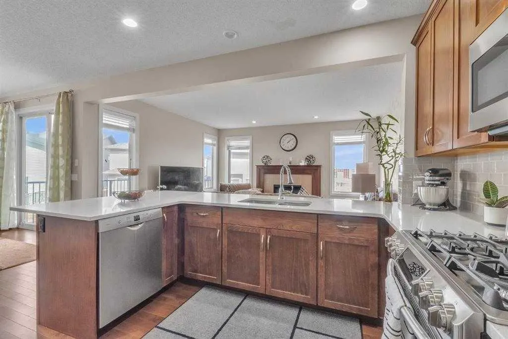 145 Walden Park SE