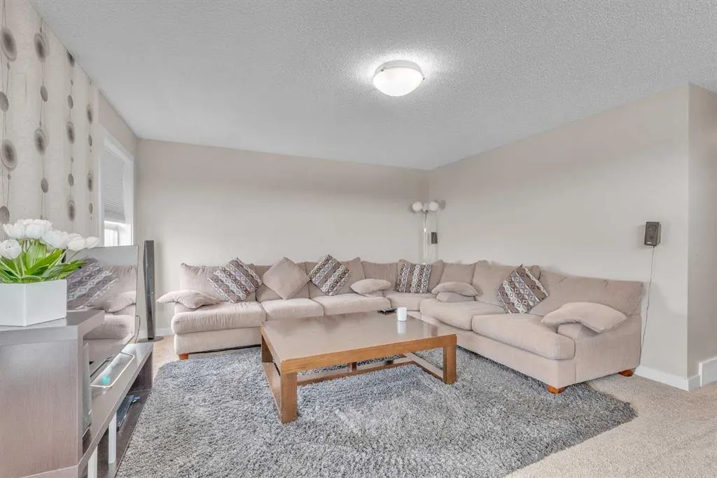 145 Walden Park SE