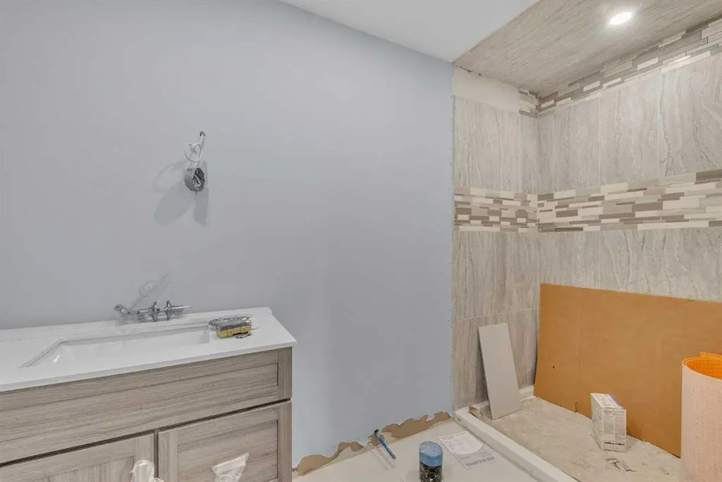 145 Walden Park SE