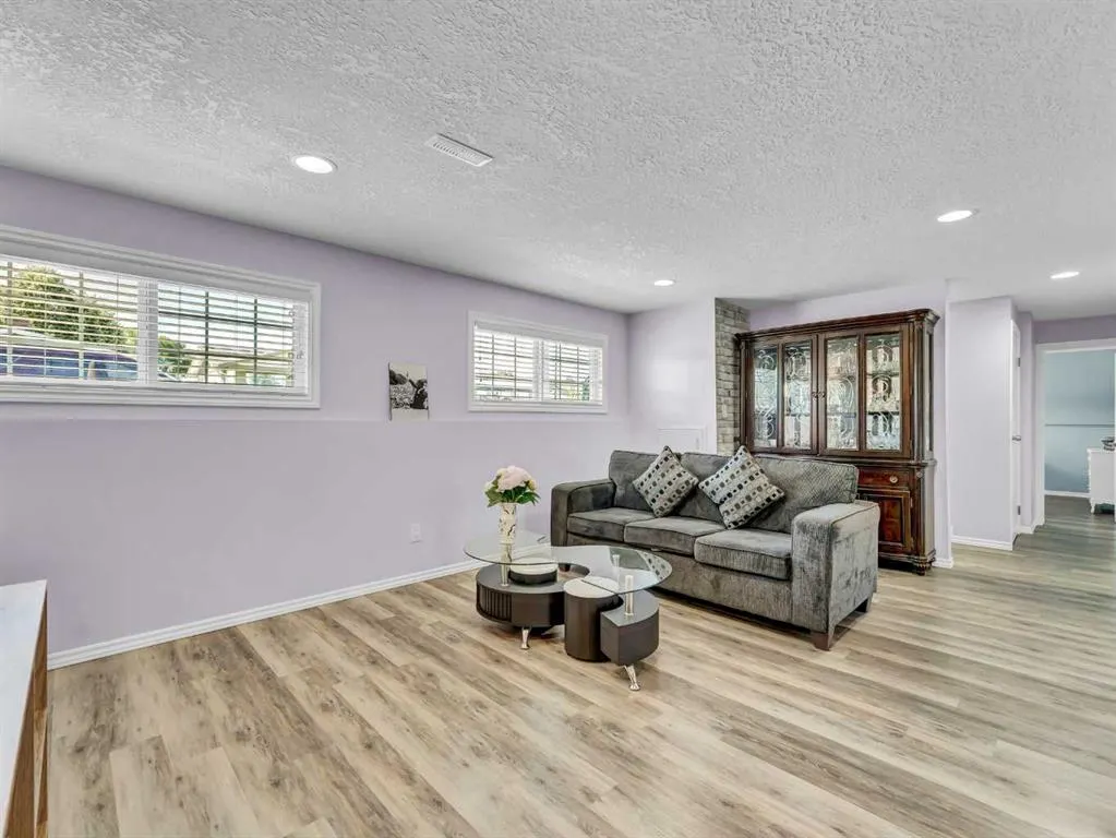 64 Cameron Road SE