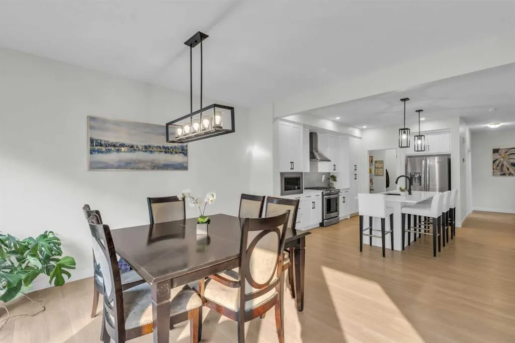35 Versant View SW