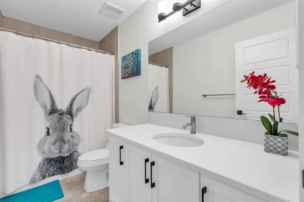 35 Versant View SW