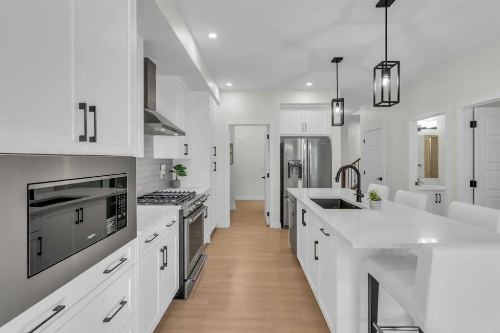 35 Versant View SW