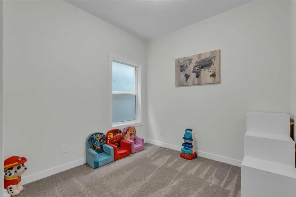 35 Versant View SW