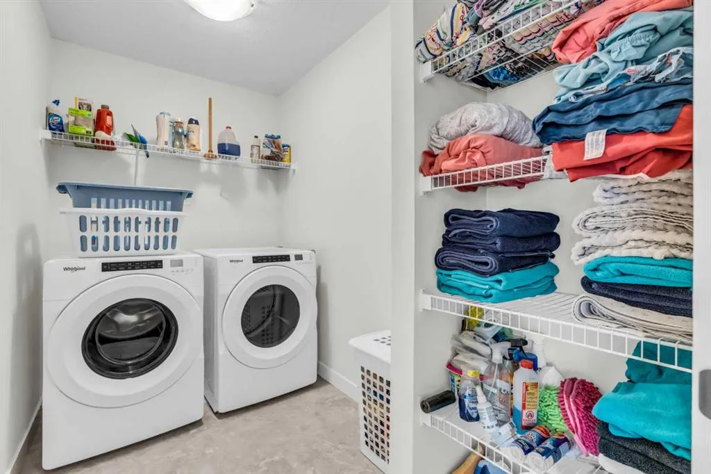 35 Versant View SW