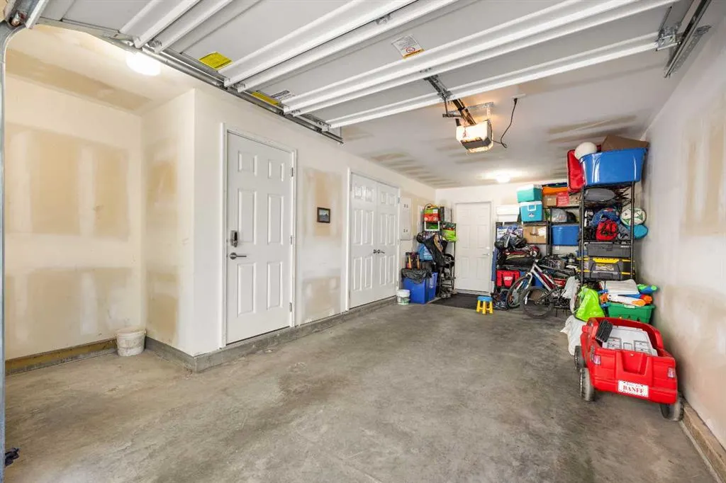 104 Sherwood Lane NW