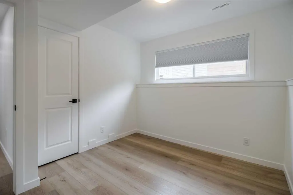 23 Trent Road W